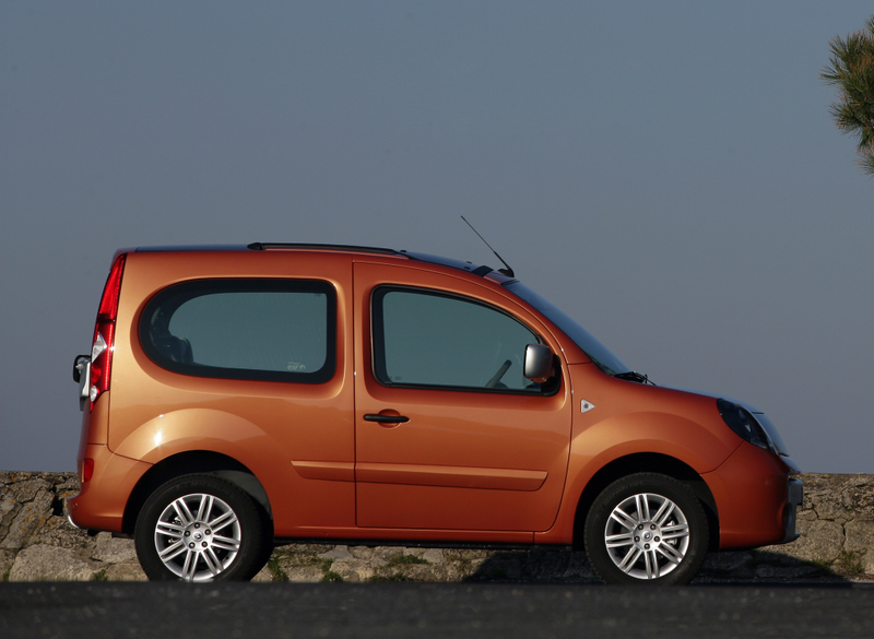 Illustration for article titled Renault's Kangoo Be Bop was a Funky French Envoy XUV